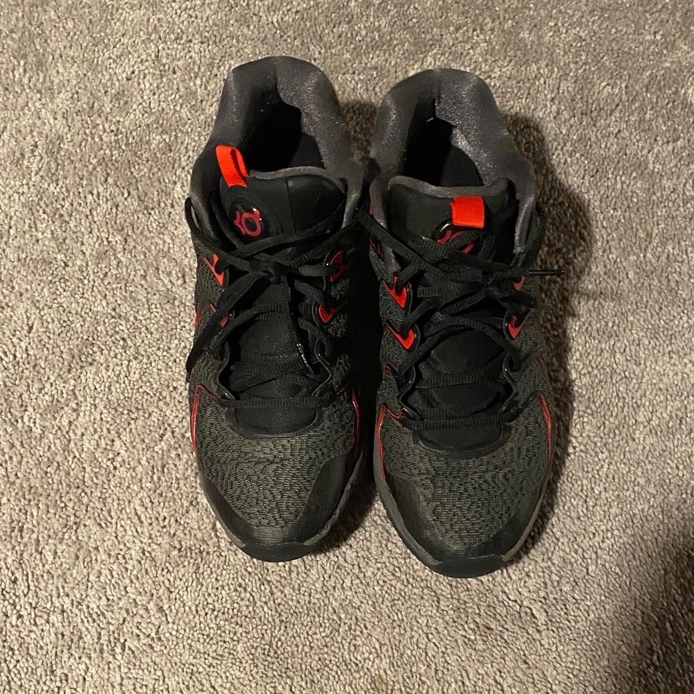 Men's Black and Red Athletic Shoes